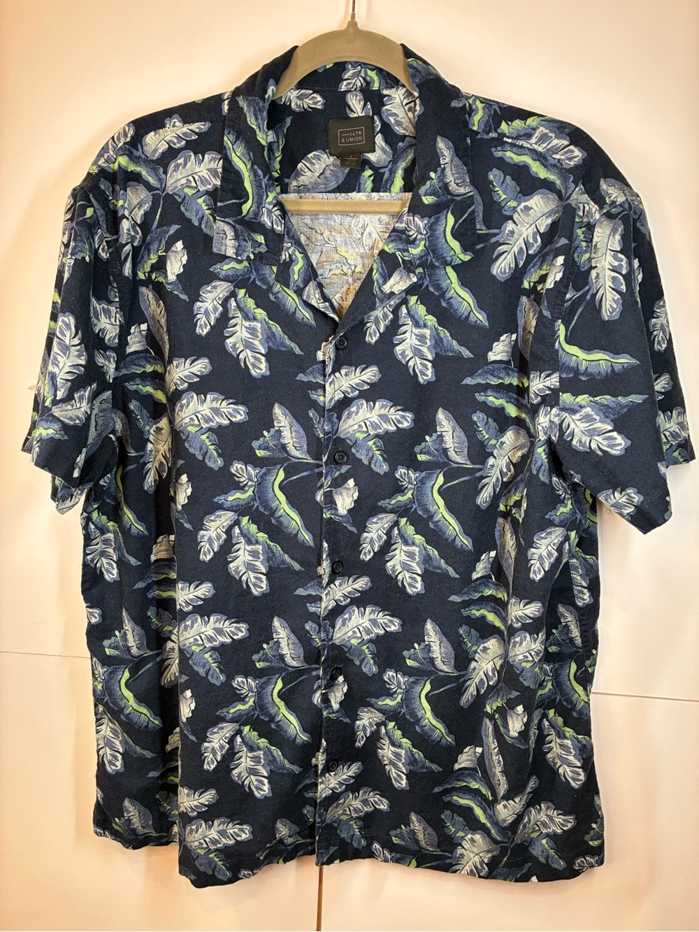 14th & Union Men’s Size Large Navy Short-Sleeve Tropical Leaf Button-Down Shirt